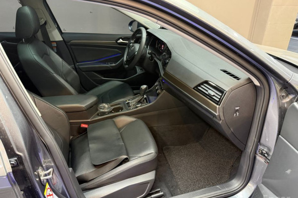 2021 Volkswagen Jetta с пробегом 55 784 км