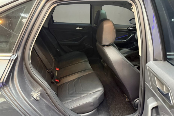 2021 Volkswagen Jetta с пробегом 55 784 км