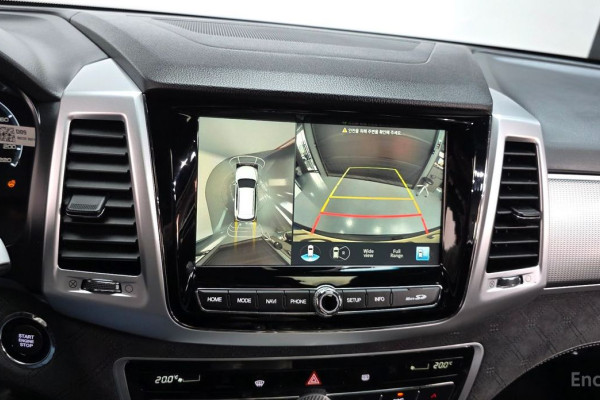 2022 SsangYong Rexton с пробегом 56 004 км