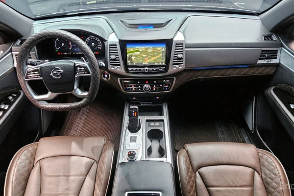 2023 SsangYong Rexton с пробегом 100 004 км