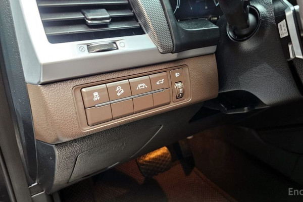 2023 SsangYong Rexton с пробегом 100 004 км