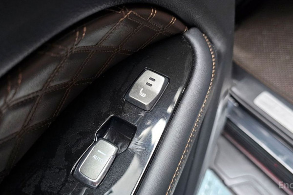 2023 SsangYong Rexton с пробегом 100 004 км