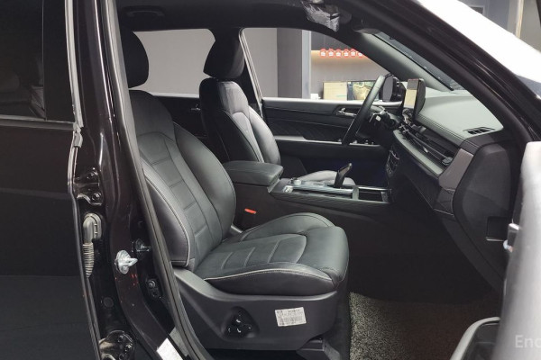 2024 SsangYong Rexton с пробегом 9 577 км