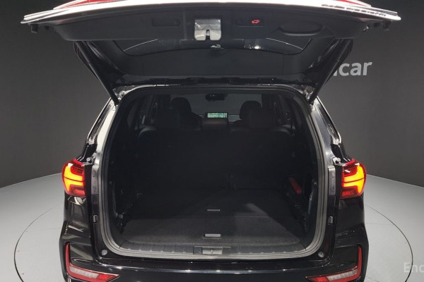 2024 SsangYong Rexton с пробегом 9 577 км