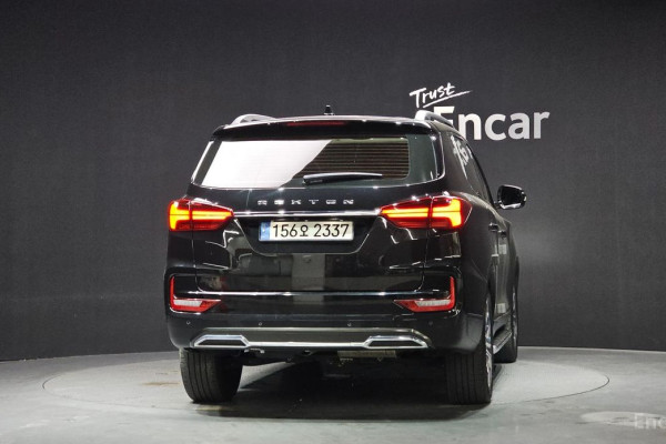 2023 SsangYong Rexton с пробегом 74 191 км