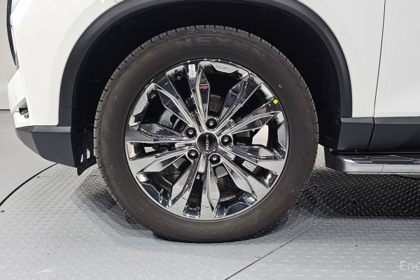 2025 SsangYong Rexton с пробегом 6 350 км