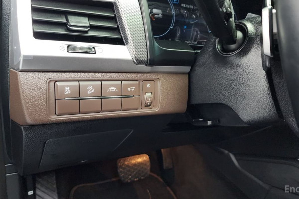 2022 SsangYong Rexton с пробегом 51 216 км