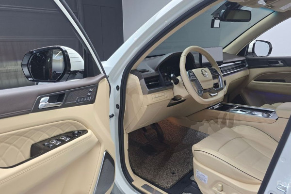 2025 SsangYong Rexton с пробегом 6 350 км