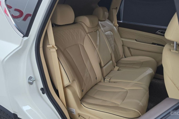 2025 SsangYong Rexton с пробегом 6 350 км