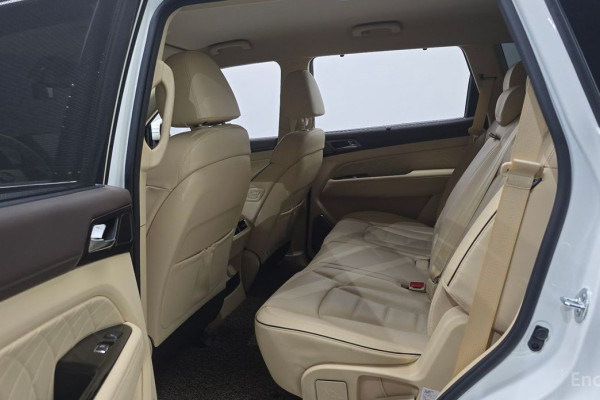 2025 SsangYong Rexton с пробегом 6 350 км