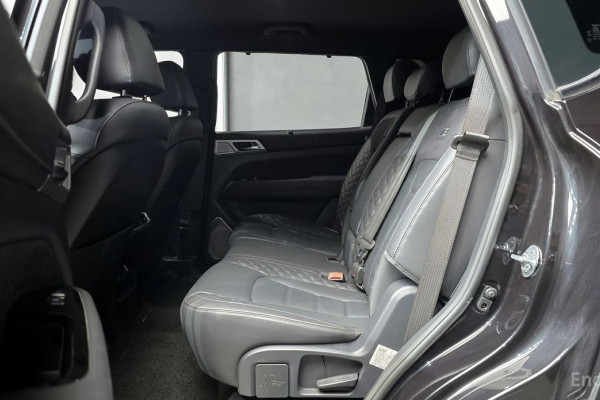 2022 SsangYong Rexton с пробегом 90 387 км