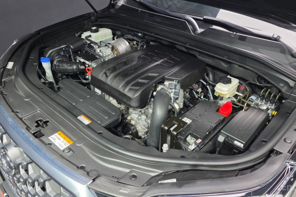 2025 SsangYong Rexton с пробегом 4 204 км