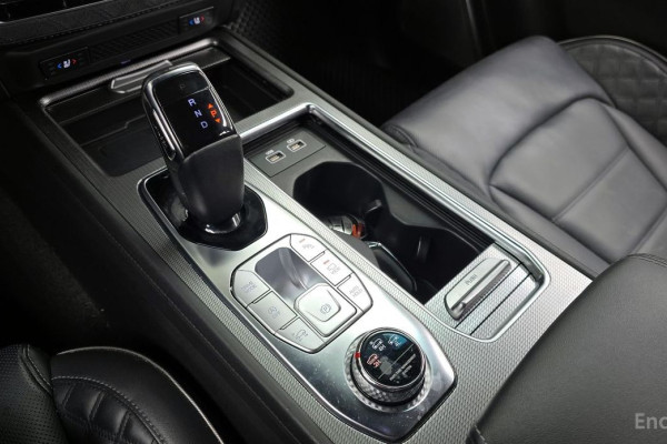 2021 SsangYong Rexton с пробегом 90 883 км