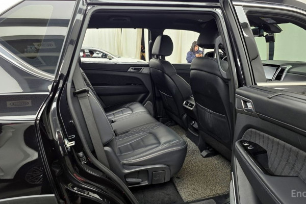 2021 SsangYong Rexton с пробегом 90 883 км