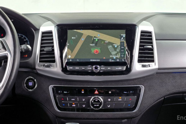 2021 SsangYong Rexton с пробегом 90 883 км