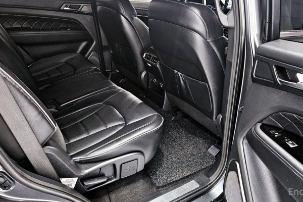 2024 SsangYong Rexton с пробегом 12 151 км