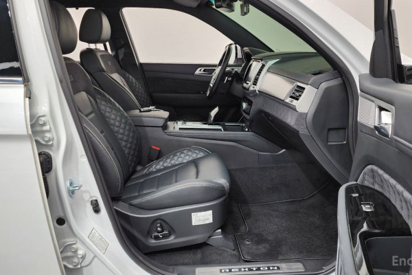 2021 SsangYong Rexton с пробегом 15 891 км