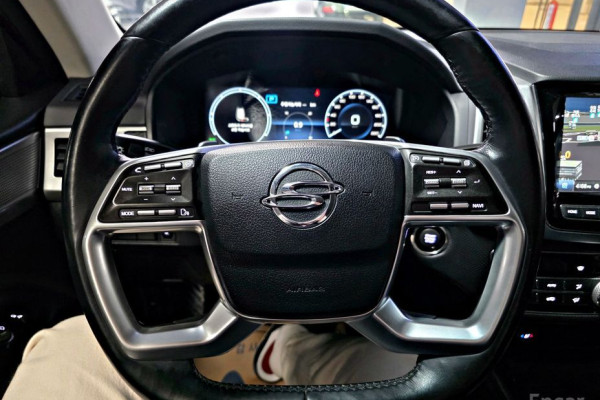 2022 SsangYong Rexton с пробегом 56 957 км