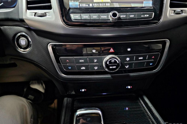 2022 SsangYong Rexton с пробегом 56 957 км