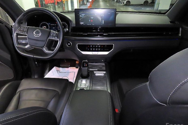 2024 SsangYong Rexton с пробегом 14 896 км