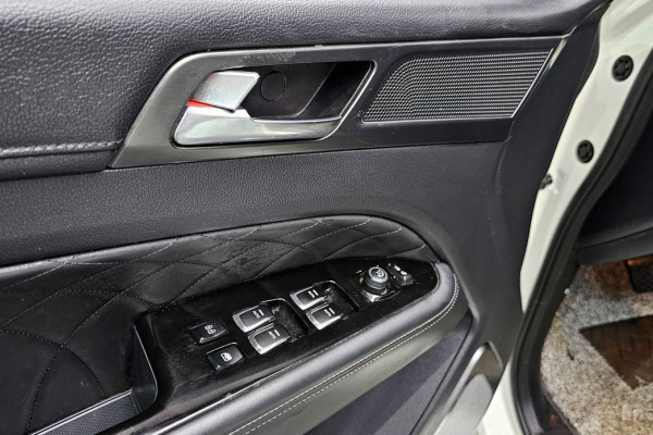 2023 SsangYong Rexton с пробегом 20 035 км