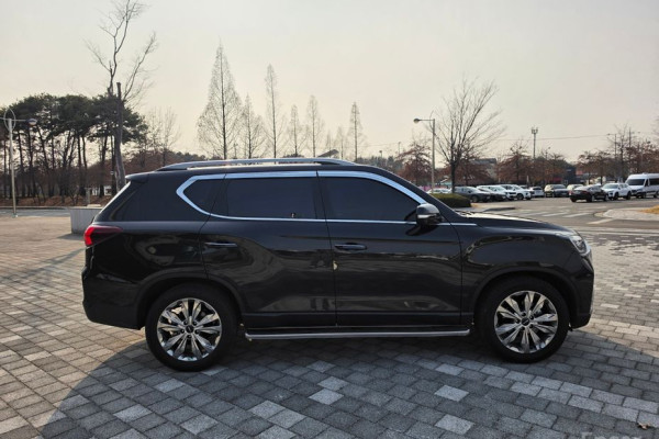 2025 SsangYong Rexton с пробегом 6 591 км