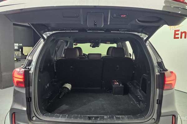 2021 SsangYong Rexton с пробегом 94 685 км