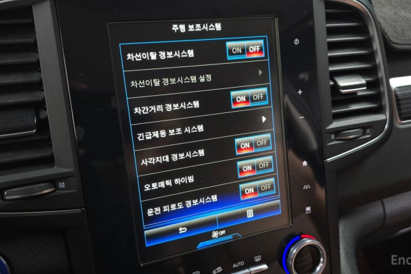 2021 Renault Samsung QM6 с пробегом 30 278 км