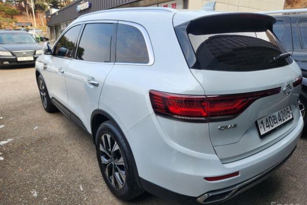 2022 Renault Samsung QM6 с пробегом 82 843 км