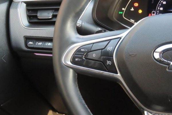 2021 Renault Samsung XM3 с пробегом 34 611 км