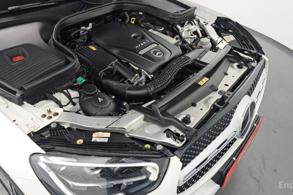 2021 Mercedes-Benz GLC с пробегом 54 472 км