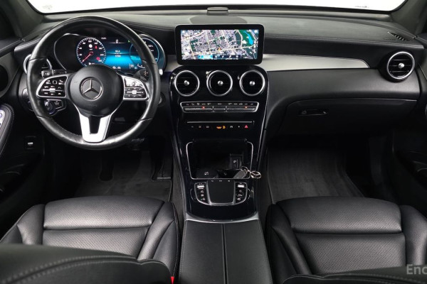 2021 Mercedes-Benz GLC с пробегом 57 982 км