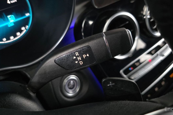 2021 Mercedes-Benz GLC с пробегом 57 982 км