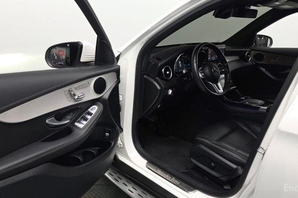 2021 Mercedes-Benz GLC с пробегом 57 982 км