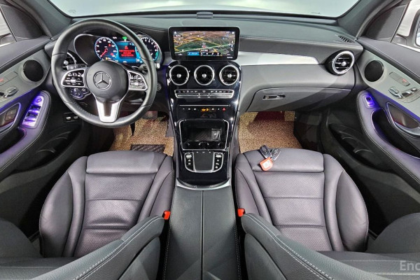 2021 Mercedes-Benz GLC с пробегом 69 674 км