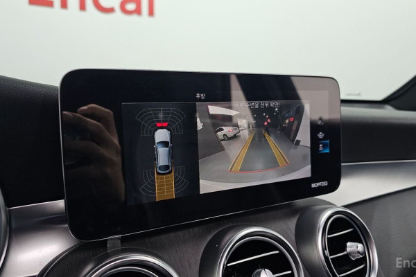 2021 Mercedes-Benz GLC с пробегом 54 472 км