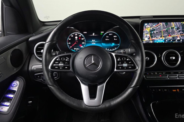 2021 Mercedes-Benz GLC с пробегом 57 982 км