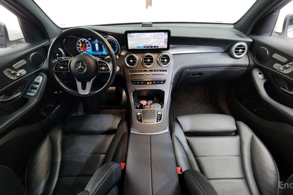 2021 Mercedes-Benz GLC с пробегом 43 089 км