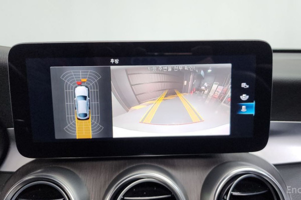 2021 Mercedes-Benz GLC с пробегом 43 089 км