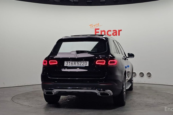 2021 Mercedes-Benz GLC с пробегом 72 808 км