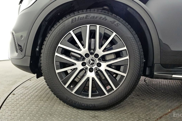 2021 Mercedes-Benz GLC с пробегом 72 808 км