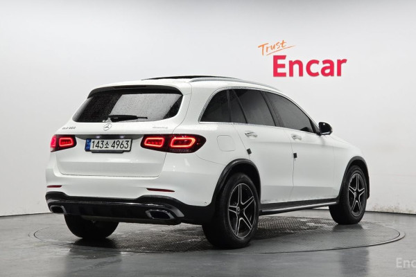 2022 Mercedes-Benz GLC с пробегом 48 032 км