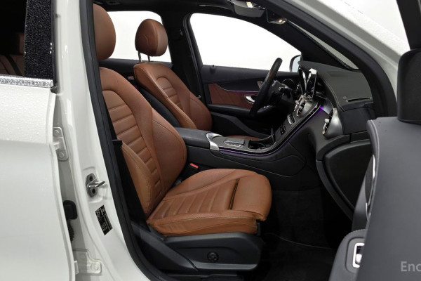 2022 Mercedes-Benz GLC с пробегом 48 032 км