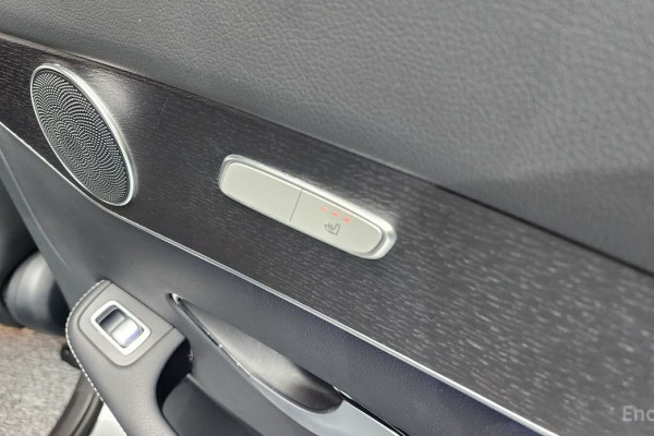 2021 Mercedes-Benz GLC с пробегом 49 015 км