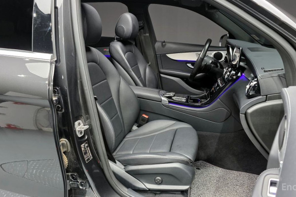 2021 Mercedes-Benz GLC с пробегом 127 648 км