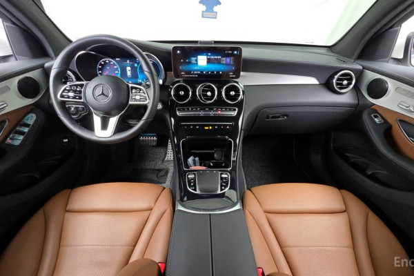 2022 Mercedes-Benz GLC с пробегом 86 459 км