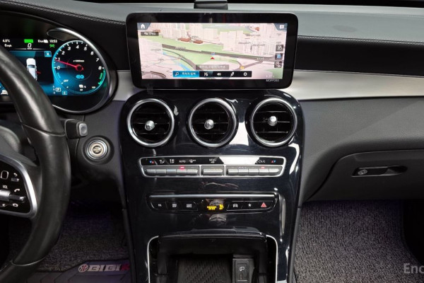 2021 Mercedes-Benz GLC с пробегом 127 648 км