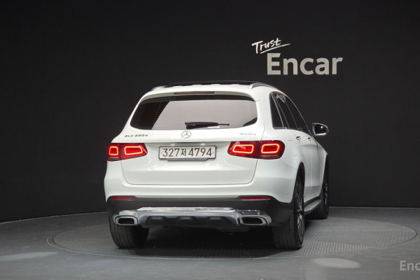 2021 Mercedes-Benz GLC с пробегом 68 745 км