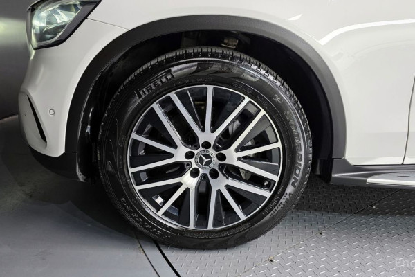 2021 Mercedes-Benz GLC с пробегом 68 745 км