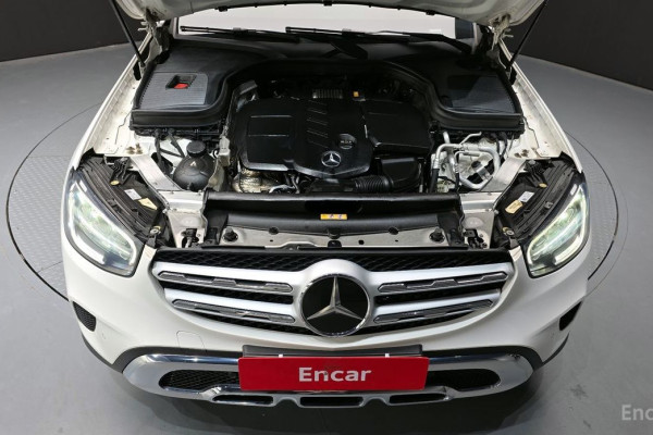 2021 Mercedes-Benz GLC с пробегом 68 745 км